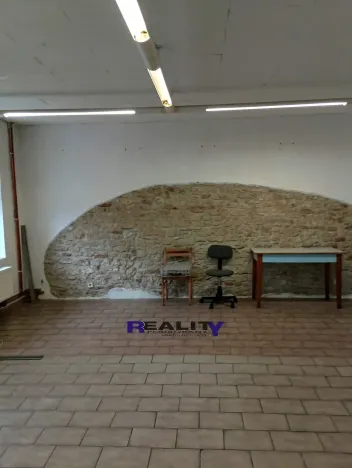 Pronájem komerční nemovitosti, Žatec, Žižkovo náměstí, 55 m2