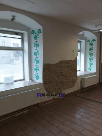 Pronájem komerční nemovitosti, Žatec, Žižkovo náměstí, 55 m2