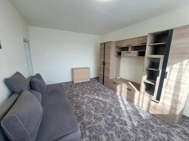 Pronájem bytu 1+1, Hradec Králové, Štefánikova, 40 m2