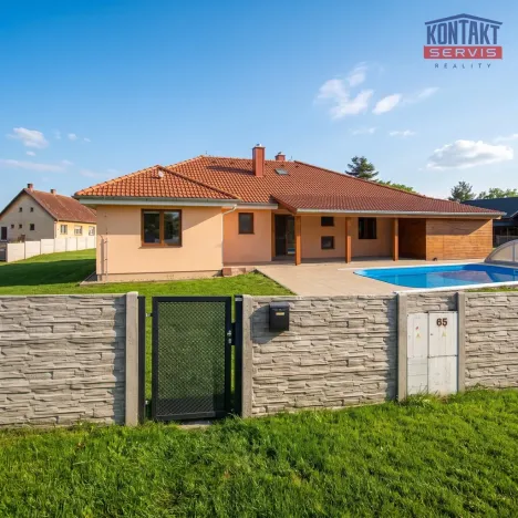 Prodej rodinného domu, Lišov - Velechvín, 135 m2