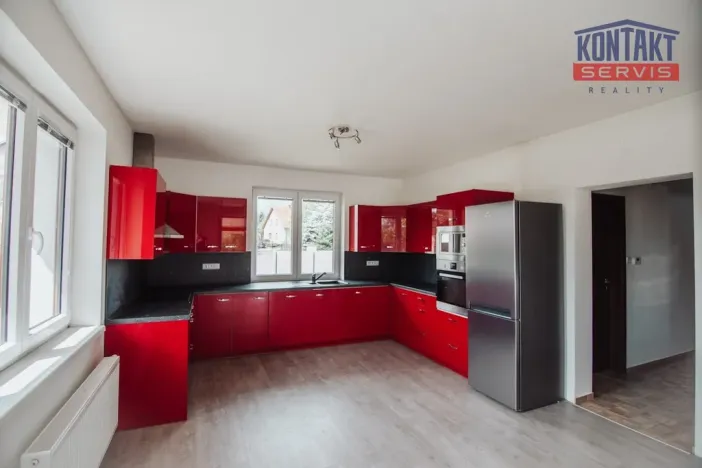 Prodej rodinného domu, Lišov - Velechvín, 135 m2