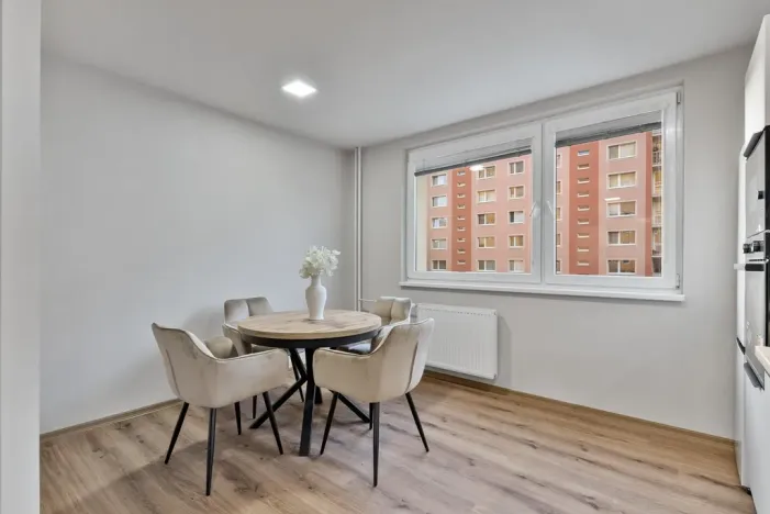Prodej bytu 3+kk, Stráž pod Ralskem, Mimoňská, 70 m2