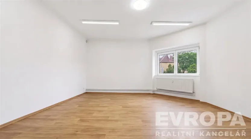 Pronájem kanceláře, Rokycany - Plzeňské Předměstí, Litohlavská, 150 m2