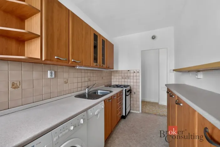 Prodej bytu 3+1, Plzeň - Lobzy, Sousedská, 74 m2