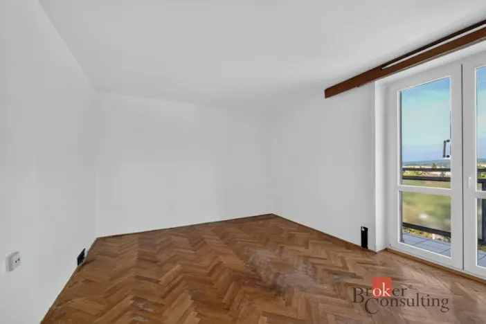 Prodej bytu 3+1, Plzeň - Lobzy, Sousedská, 74 m2
