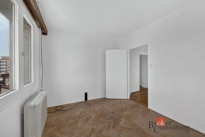 Prodej bytu 3+1, Plzeň - Lobzy, Sousedská, 74 m2