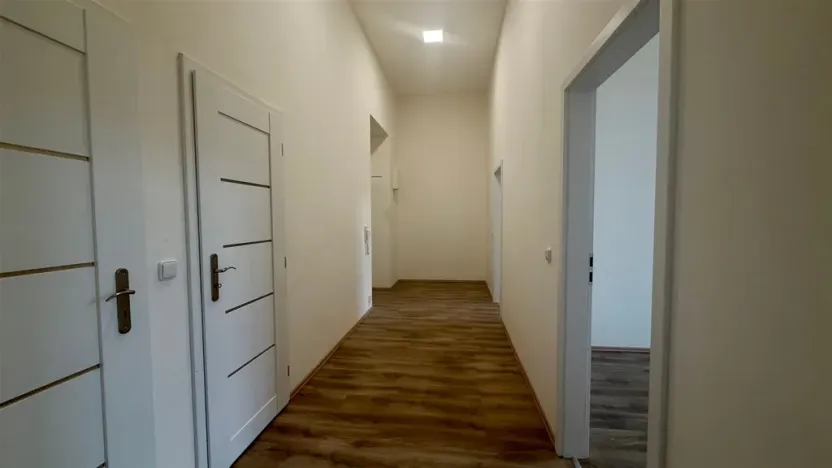 Pronájem bytu 3+kk, Cheb, náměstí Krále Jiřího z Poděbrad, 84 m2