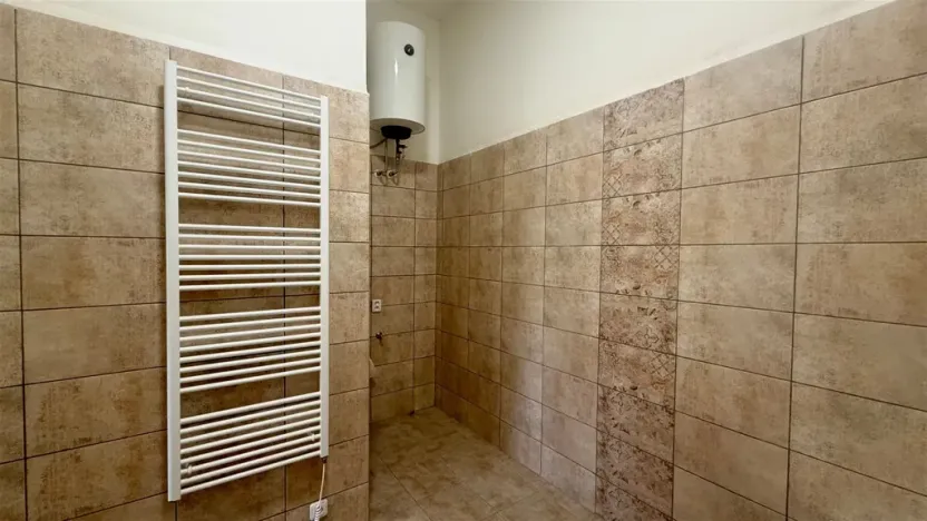 Pronájem bytu 3+kk, Cheb, náměstí Krále Jiřího z Poděbrad, 84 m2