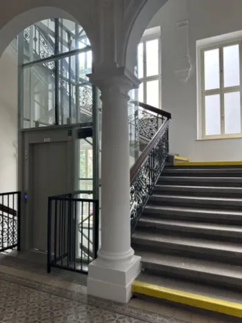 Pronájem bytu 3+kk, Cheb, náměstí Krále Jiřího z Poděbrad, 84 m2
