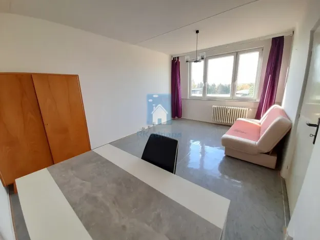 Pronájem bytu 2+kk, Plzeň, Macháčkova, 42 m2