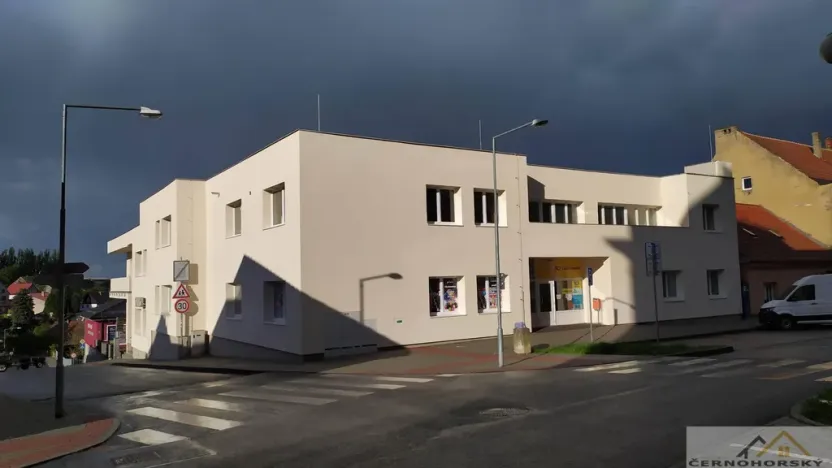 Pronájem skladu, Nové Strašecí, U Školy, 15 m2