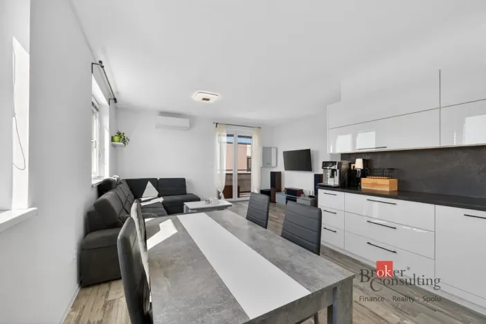 Prodej bytu 4+kk, Vochov, 80 m2