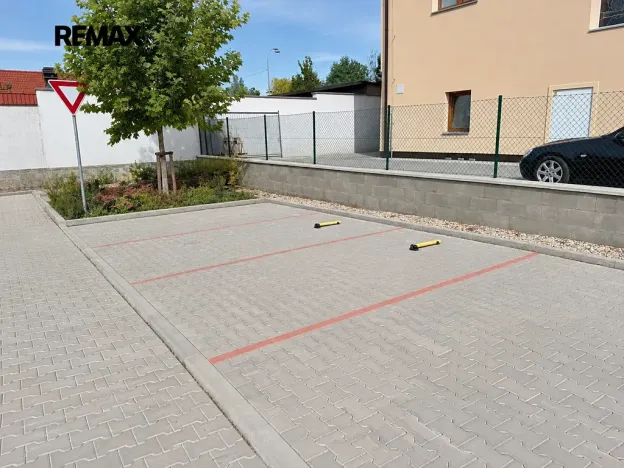 Prodej kanceláře, Slavkov u Brna, 81 m2