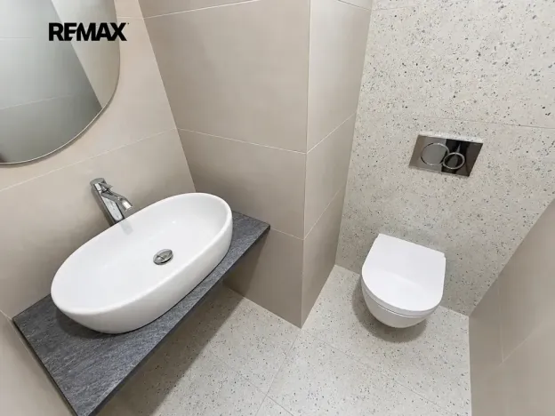 Prodej kanceláře, Slavkov u Brna, 81 m2
