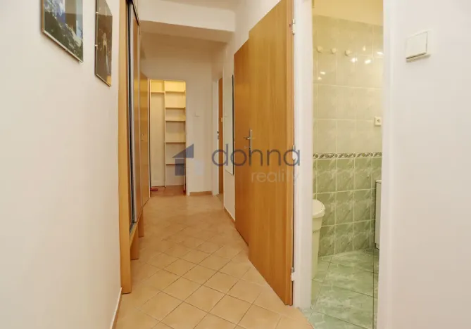 Pronájem bytu 2+1, Praha, Vrbenského, 48 m2