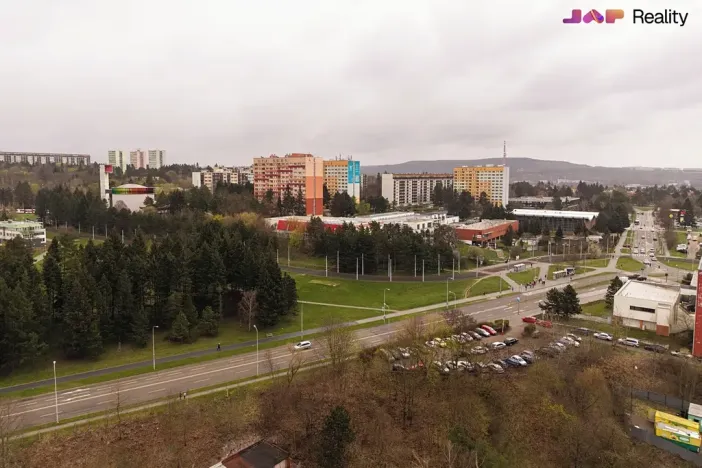 Pronájem garáže, Brno, Třískalova, 19 m2