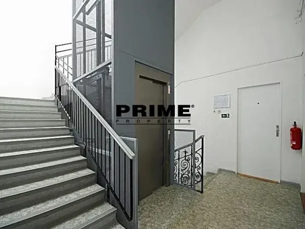 Pronájem kanceláře, Praha - Nové Město, Opletalova, 91 m2