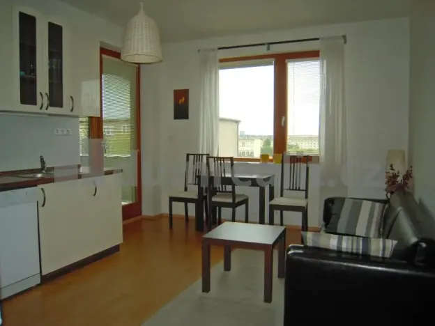 Pronájem bytu 2+kk, Praha - Strašnice, Michelangelova, 46 m2