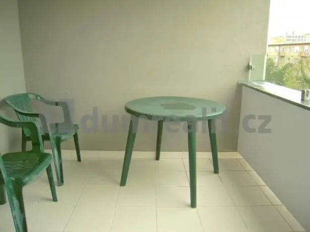 Pronájem bytu 2+kk, Praha - Strašnice, Michelangelova, 46 m2