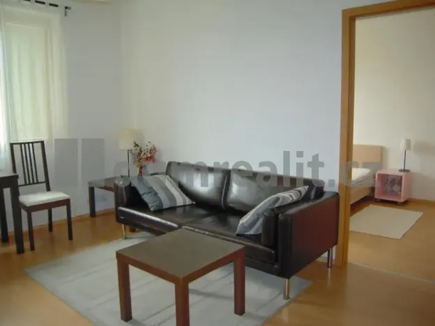 Pronájem bytu 2+kk, Praha - Strašnice, Michelangelova, 46 m2