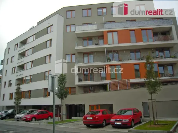 Pronájem bytu 2+kk, Praha - Strašnice, Michelangelova, 46 m2