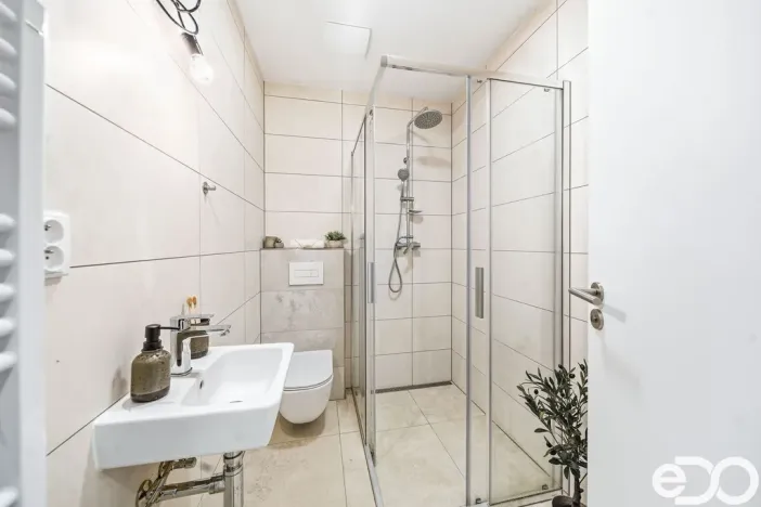 Prodej bytu 1+kk, Ovčáry, Na Bulánce, 36 m2