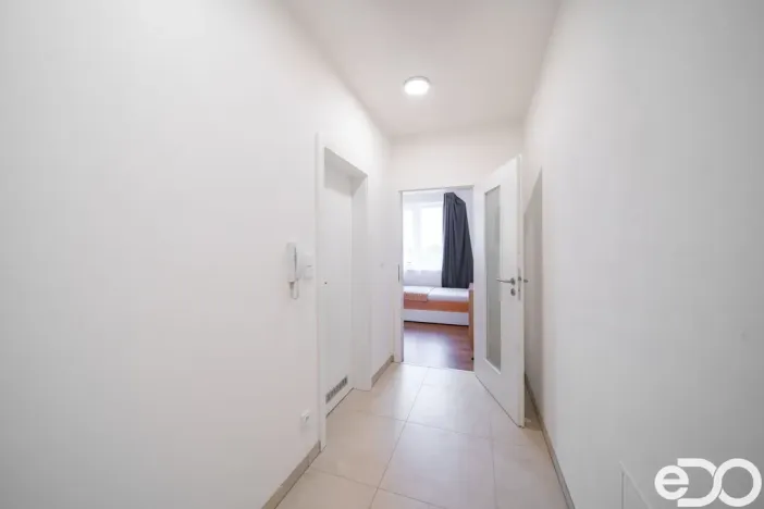 Prodej bytu 1+kk, Ovčáry, Na Bulánce, 36 m2