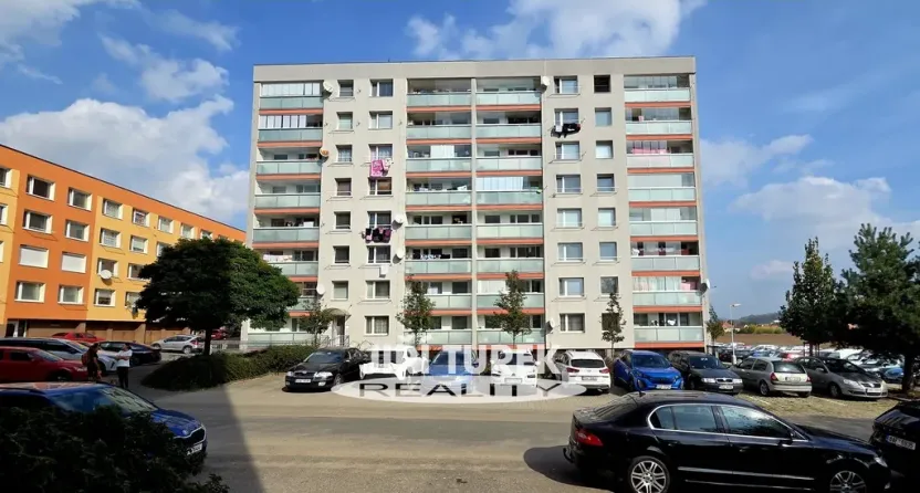 Pronájem bytu 2+kk, Králův Dvůr, Nad Stadionem, 47 m2