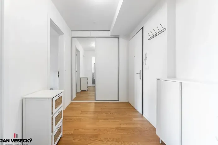 Prodej bytu 2+kk, Praha - Kbely, Plzákova, 51 m2