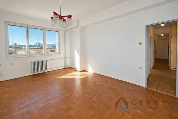 Prodej bytu 2+1, Liberec, Nad Školou, 60 m2