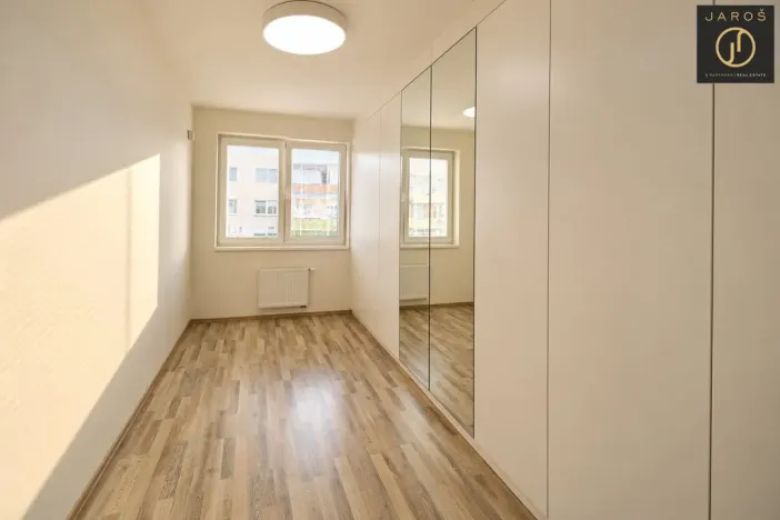 Pronájem bytu 3+kk, Praha, Sicherova, 71 m2