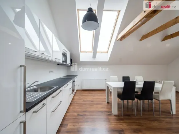 Pronájem bytu 2+kk, Libčice nad Vltavou, Letecká, 60 m2