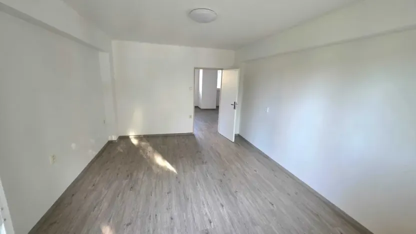 Prodej bytu 2+1, Praha - Modřany, U zastávky, 54 m2