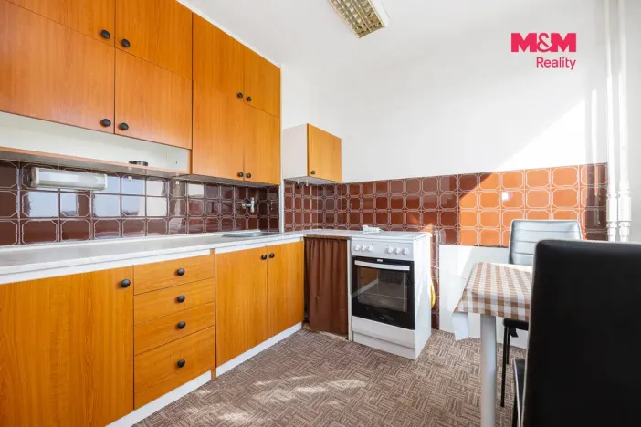 Prodej bytu 2+1, Pardubice - Zelené Předměstí, nábřeží Závodu míru, 53 m2