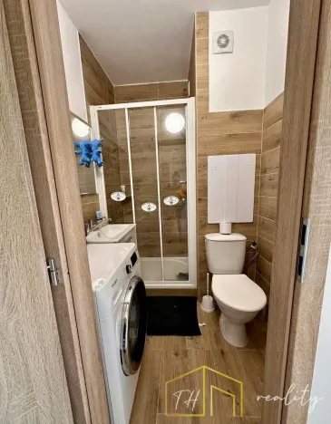 Prodej bytu 1+kk, Teplice - Řetenice, Bratislavská, 24 m2