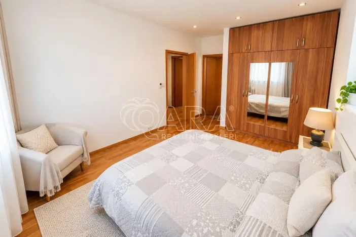 Pronájem bytu 2+kk, Praha - Vinohrady, Korunní, 51 m2