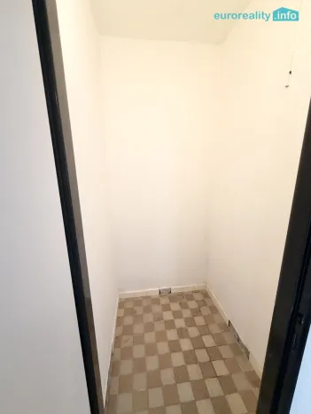Pronájem bytu 2+1, Tachov, Pod Svahem, 60 m2