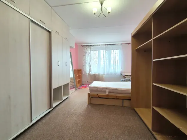 Pronájem bytu 2+1, Sokolov, Závodu míru, 55 m2