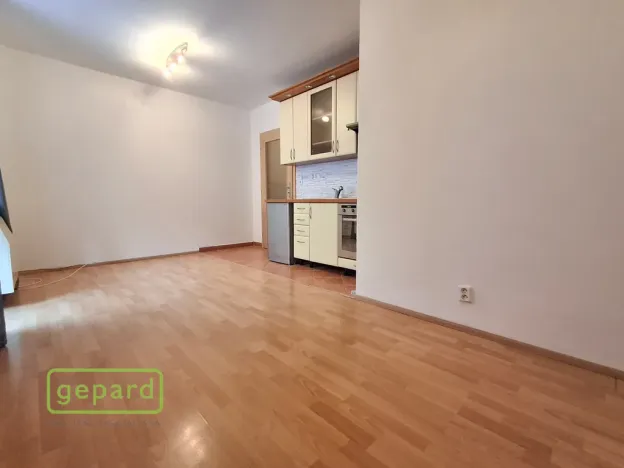 Pronájem bytu 1+kk, Horoměřice, Politických vězňů, 21 m2
