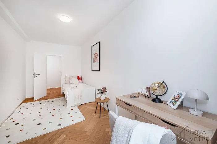Prodej bytu 3+kk, Praha - Podolí, Na dolinách, 94 m2