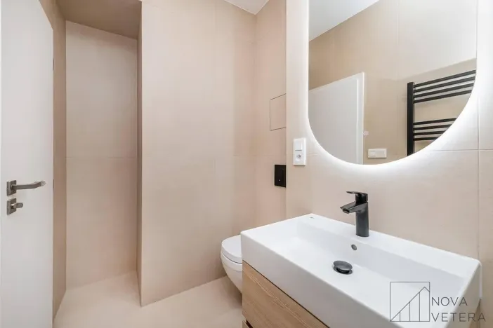 Prodej bytu 3+kk, Praha - Podolí, Na dolinách, 94 m2