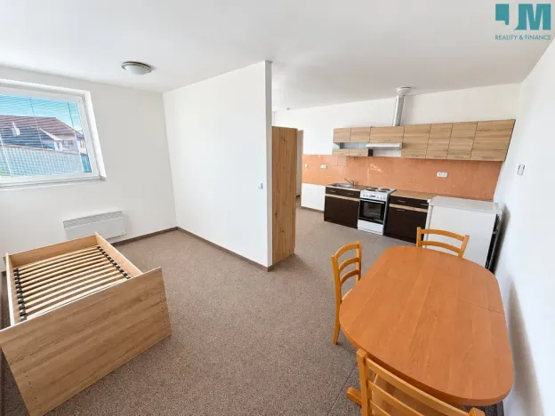 Pronájem bytu 1+kk, Třebíč, Riegrova, 38 m2