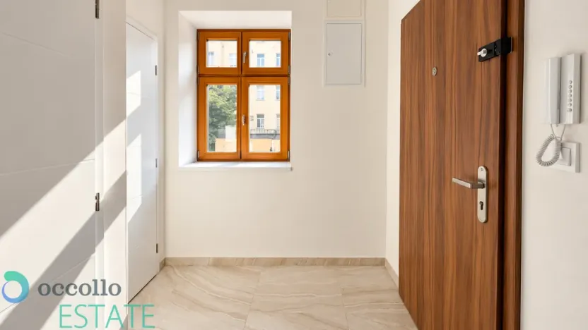 Pronájem bytu 1+kk, Praha, Seifertova, 32 m2