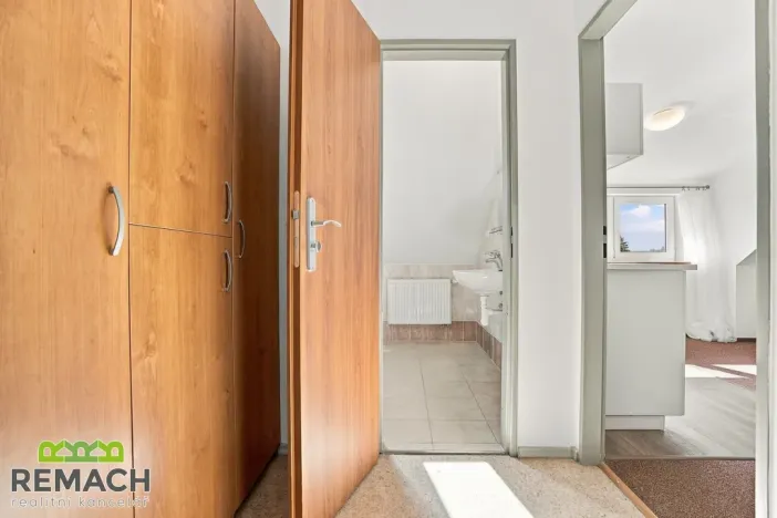 Pronájem bytu 1+kk, Uherské Hradiště, Na Stavidle, 27 m2