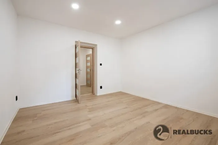 Prodej bytu 3+1, Jablonec nad Nisou, Vítězslava Nezvala, 100 m2
