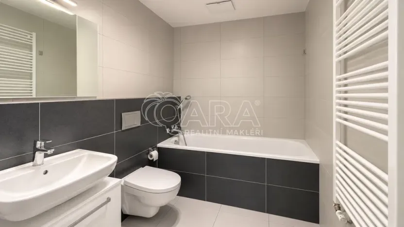 Pronájem bytu 3+kk, Praha - Libeň, U svobodárny, 67 m2