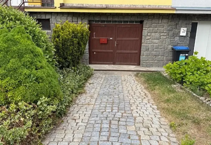 Prodej rodinného domu, Rašovice, 180 m2