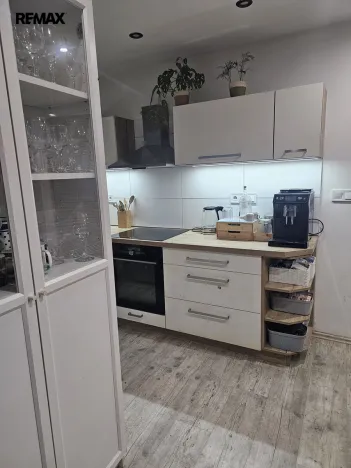 Prodej rodinného domu, Zlatá, 104 m2