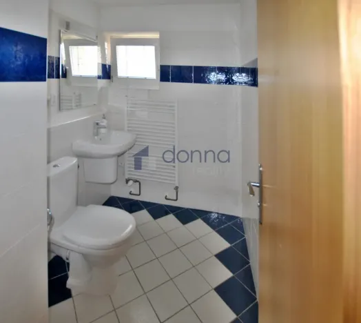 Pronájem bytu 3+1, Praha, Na Kozačce, 118 m2