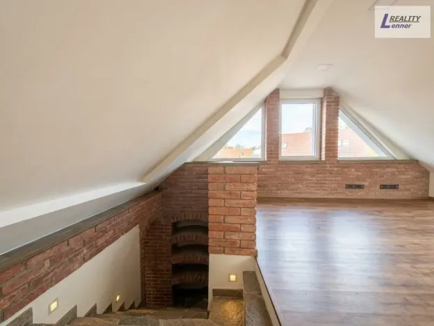 Prodej komerční nemovitosti, Svatý Jan - Bražná, 420 m2